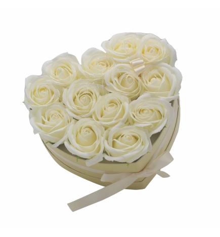 Caja de Regalo - Flor de Jabón 13 Rosas Crema - corazon