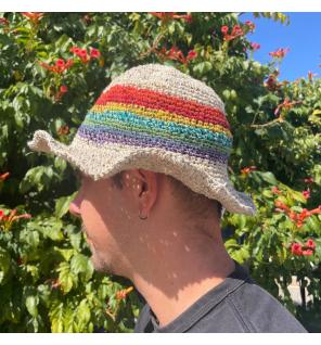 Sombrero de festival boho de cáñamo y algodón tejido a mano - Arco iris