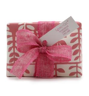 Set de Regalo: Bomba de baño de Peonías & té y rosas + Vela de Café & Nueces