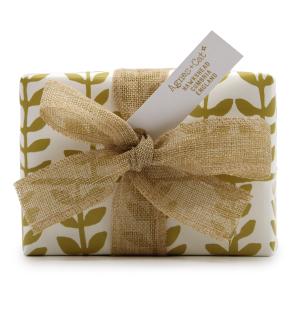Set de Regalo: Bombas de baño de Clementina & Mor. Roll + Vela de Cítricos frescos