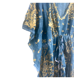 Colección Nómada Sari Mediterráneo - Kaftan - Diseño de Coral en Azul Marino y Oro