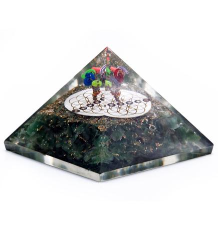 Pirámide de Orgonita Lrg 70mm - Gemas Chakra - Aventurina Verde y Flor de la Vida - 70 mm