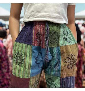 Sari Nómada - Pantalón Hongo - Diseños con Estampado de Bloques - Tonos Verdes (110x120cm) L/XL