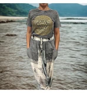 Camiseta Nomad Sari Extra Grande - Mandala - Gris oscuro